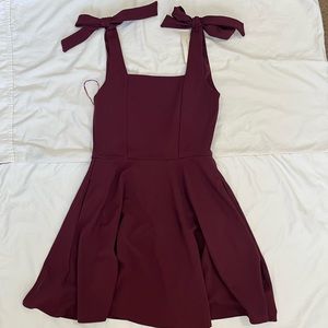 Maroon tie sleeved dress size XS